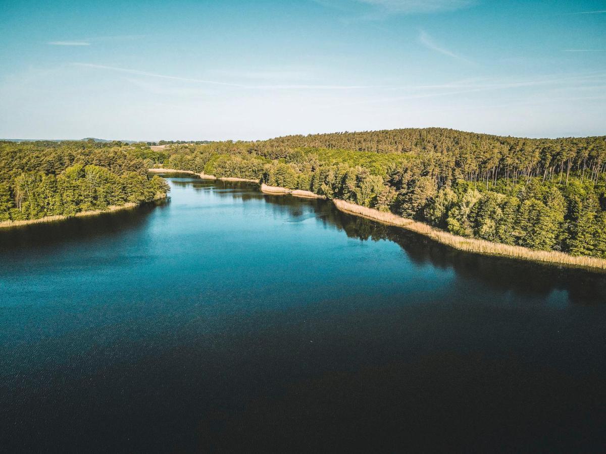 Black Tiger Seaside - Ferienwohnungen Direkt Am See Garden ภายนอก รูปภาพ